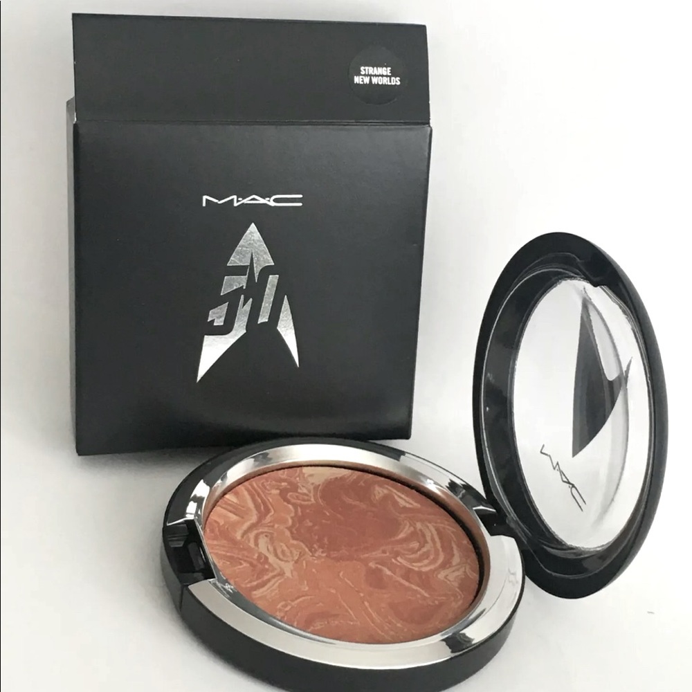 Mac Trip The Light Fantastic Powder